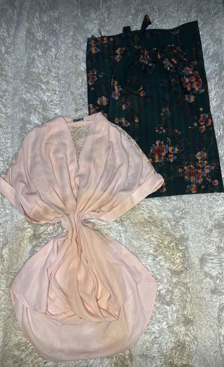 Palazzo with Top